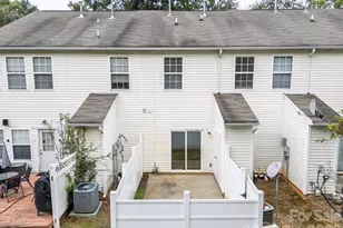 2176 Winthrop Chase Dr, Charlotte, NC 28212 - Photo 26