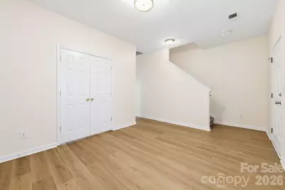 2176 Winthrop Chase Drive, Charlotte, NC 28212 - Photo 2