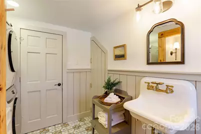 963 El Miner Drive, Mars Hill, NC 28754 - Photo 22