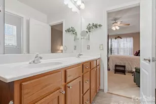 526 Kenbridge Ln, Rock Hill, SC 29732 - Photo 32