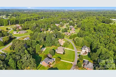 1163 Willow Creek Drive, Newton, NC 28658 - Photo 44
