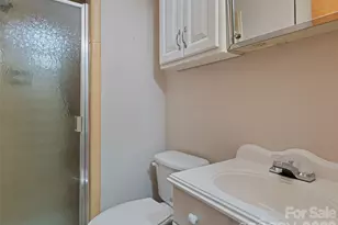 11 Crestwood Ln, Candler, NC 28715 - Photo 36