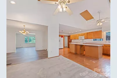 11 Crestwood Lane, Candler, NC 28715 - Photo 16