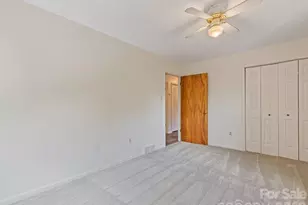 11 Crestwood Ln, Candler, NC 28715 - Photo 26