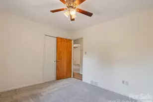 11 Crestwood Ln, Candler, NC 28715 - Photo 24