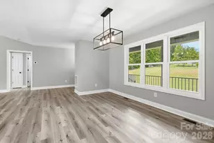 6097 Tinsley Ct, Sherrills Ford, NC 28673 - Photo 14
