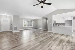 6097 Tinsley Ct, Sherrills Ford, NC 28673 - Photo 12
