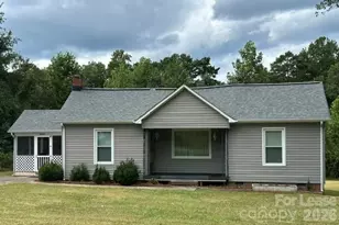 5501 Tryon St, Conover, NC 28613 - Photo 2