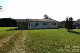 4072 Beach Rd, Hudson, NC 28638 - Photo 1