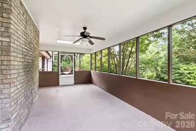 1079 Dupont Road, Hendersonville, NC 28739 - Photo 8