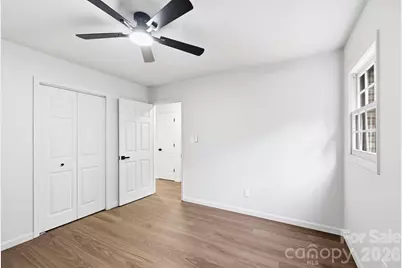 1079 Dupont Road, Hendersonville, NC 28739 - Photo 20