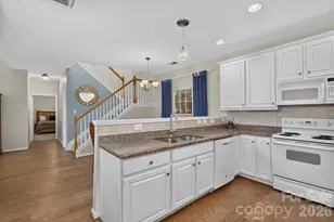 12105 Groth Ct, Charlotte, NC 28277 - Photo 16