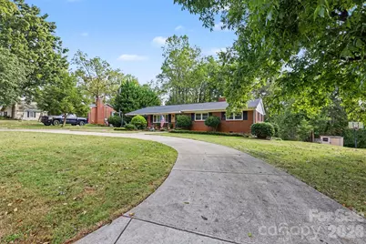1910 Wildwood Road, Gastonia, NC 28052 - Photo 4
