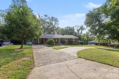 1910 Wildwood Road, Gastonia, NC 28052 - Photo 2