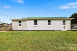 5361 Meadowlane Dr, Granite Falls, NC 28630 - Photo 6