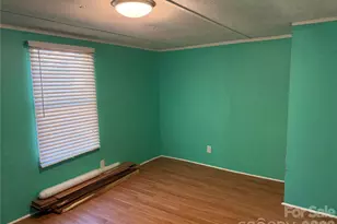 1025 29th St Pl NE, Conover, NC 28613 - Photo 10