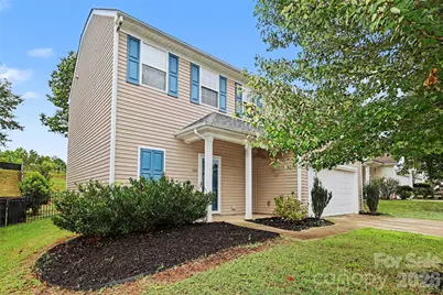 3833 Catawba Creek Drive, Gastonia, NC 28056 - Photo 2