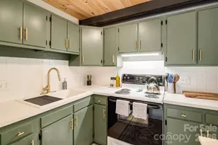 193 Shadow Ln, Waynesville, NC 28786 - Photo 12