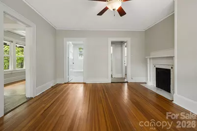 295 E Chestnut Street, Asheville, NC 28801 - Photo 12