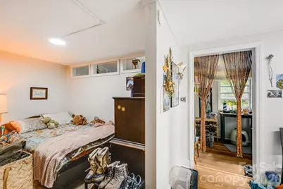 295 E Chestnut Street, Asheville, NC 28801 - Photo 20