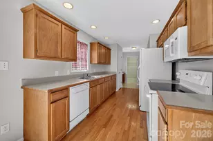 4405 Claralee Ln, Hickory, NC 28602 - Photo 16