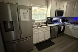 3432 Farrhill Rd, Charlotte, NC 28214 - Photo 2