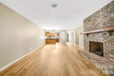 341 Britton Creek Drive, Hendersonville, NC 28791 - Photo 6