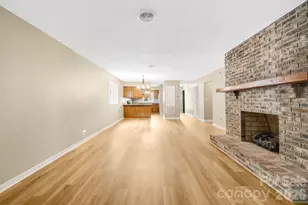 341 Britton Creek Dr, Hendersonville, NC 28791 - Photo 6