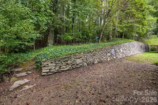 341 Britton Creek Dr, Hendersonville, NC 28791 - Photo 28