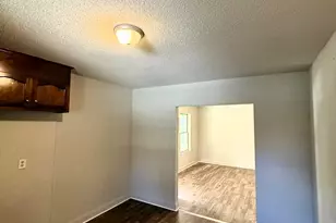 317 N Boyce St, Gastonia, NC 28052 - Photo 4