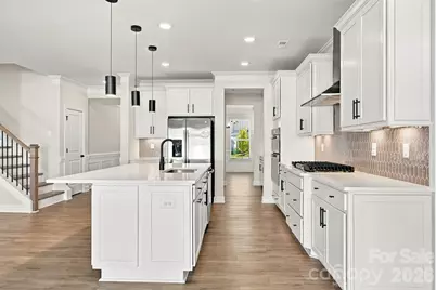2020 Embassy Court, Charlotte, NC 28213 - Photo 8