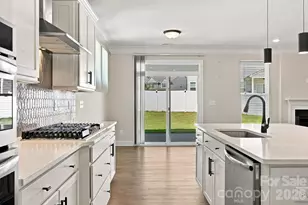 2020 Embassy Ct, Charlotte, NC 28213 - Photo 14