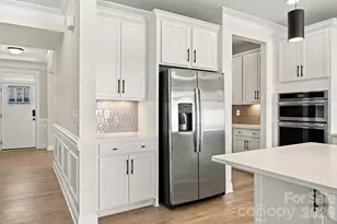 2020 Embassy Ct, Charlotte, NC 28213 - Photo 12
