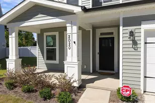 2020 Embassy Ct, Charlotte, NC 28213 - Photo 2