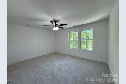 1000 Dale Avenue, Charlotte, NC 28216 - Photo 12