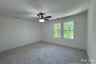 1000 Dale Ave, Charlotte, NC 28216 - Photo 12