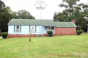 1104 Crestfield Dr, Lancaster, SC 29720 - Photo 1