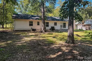 5500 Whippoorwill St, Durham, NC 27704 - Photo 2