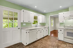 93 Dogwood Ct, Tryon, NC 28782 - Photo 12
