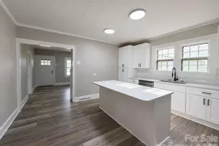 113 Mountain View St, Morganton, NC 28655 - Photo 12