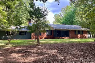 521 Courtney Ln, Matthews, NC 28105 - Photo 8