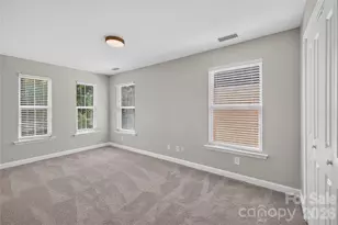 2629 Stream Bank Dr, Charlotte, NC 28269 - Photo 26