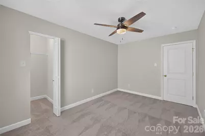 2629 Stream Bank Drive, Charlotte, NC 28269 - Photo 10