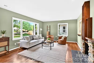 4 Baird Lane, Asheville, NC 28804 - Photo 2