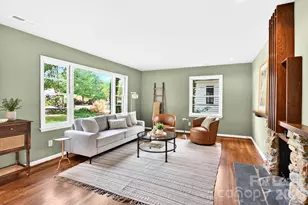 4 Baird Ln, Asheville, NC 28804 - Photo 2