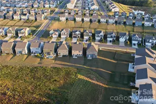 352 Runner Stone Ln, Fort Mill, SC 29715 - Photo 20