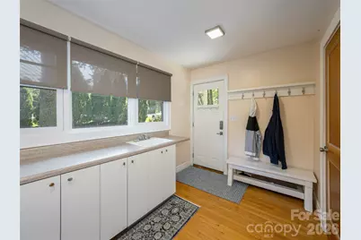 275 S Rugby Road, Hendersonville, NC 28791 - Photo 20