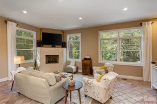 275 S Rugby Rd, Hendersonville, NC 28791 - Photo 8