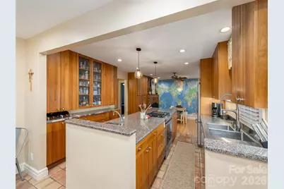 275 S Rugby Road, Hendersonville, NC 28791 - Photo 12