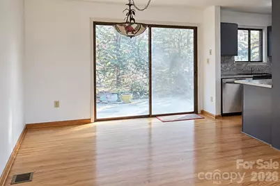 8 Shadywood Circle, Asheville, NC 28803 - Photo 6